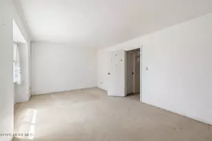 703 Merrywood Dr, Edison, NJ 08817 - Photo 20