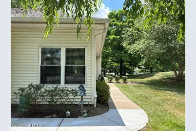 218 Ravenswood Road, Englishtown, NJ 07726 - Photo 2