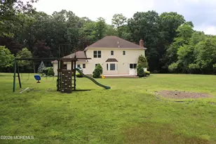 30 Mill Rd, Manalapan Township, NJ 07726 - Photo 6