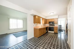 40 Sassafras Ct, Sicklerville, NJ 08081 - Photo 16