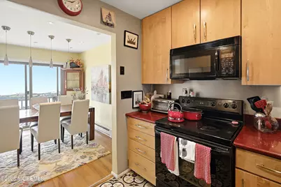 I1 Twinlights Court, Highlands, NJ 07732 - Photo 12