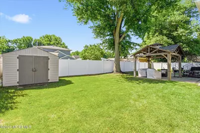 205 County Road, Aberdeen Township, NJ 07721 - Photo 24