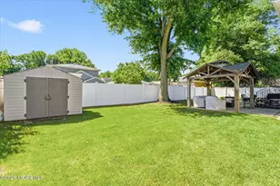 205 County Rd, Aberdeen Township, NJ 07721 - Photo 24