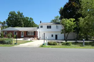 93 Outboard Ave, Manahawkin, NJ 08050 - Photo 1