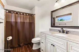 185 Pear Dr, Marlboro Township, NJ 07746 - Photo 28