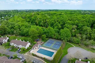 185 Pear Dr, Marlboro Township, NJ 07746 - Photo 32