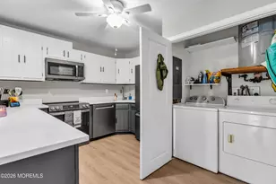 156 Lexington Ct, Red Bank, NJ 07701 - Photo 6