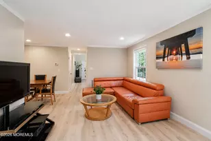 84 Heron Ct, Manalapan Township, NJ 07726 - Photo 8