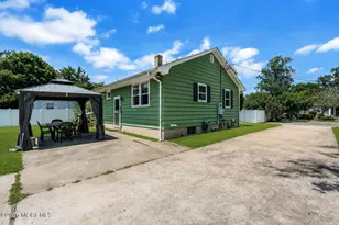 514 Pine St, Lakehurst, NJ 08733 - Photo 48