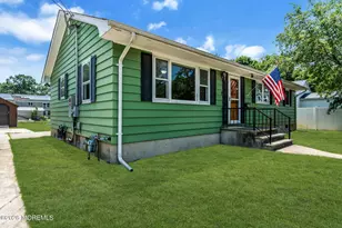 514 Pine St, Lakehurst, NJ 08733 - Photo 4