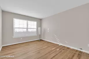 33 Diane Dr, Tinton Falls, NJ 07753 - Photo 12