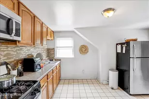52 St Ann St, Carteret, NJ 07008 - Photo 18