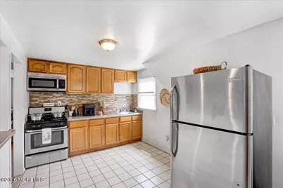52 Saint Ann Street #2nd Floor, Carteret, NJ 07008 - Photo 16