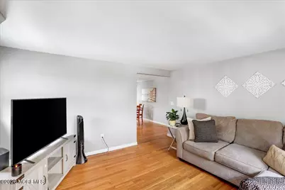 52 Saint Ann Street #2nd Floor, Carteret, NJ 07008 - Photo 10