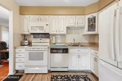 7 Foxboro Court, Whiting, NJ 08759 - Photo 8