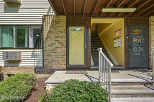 903 Cricket Ln, Woodbridge Township, NJ 07095 - Photo 2