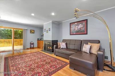 73 Malibu Drive, Eatontown, NJ 07724 - Photo 12