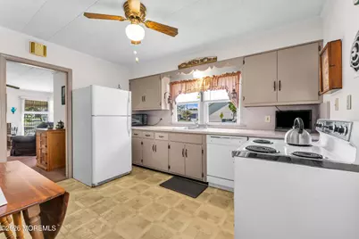 14 Larboard Street, Beachwood, NJ 08722 - Photo 8