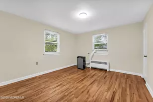 85 Manor Dr, Red Bank, NJ 07701 - Photo 14