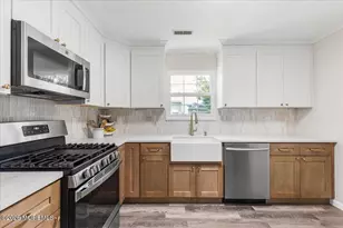 16 Pagoda Ln, Freehold, NJ 07728 - Photo 16