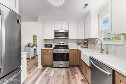 16 Pagoda Lane, Freehold, NJ 07728 - Photo 18