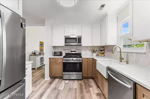 16 Pagoda Ln, Freehold, NJ 07728 - Photo 18