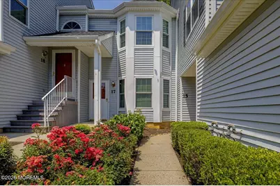 16 Pagoda Lane, Freehold, NJ 07728 - Photo 4