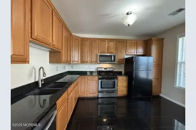 671 Saint Andrews Place, Manalapan Township, NJ 07726 - Photo 8