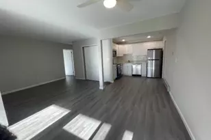 105 W Amberly Dr W, Manalapan Township, NJ 07726 - Photo 6