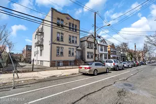 305 Cator Ave, Jersey City, NJ 07305 - Photo 32
