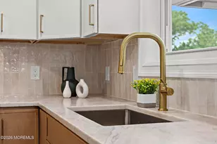 826 Dunlewy St, Asbury Park, NJ 07712 - Photo 8