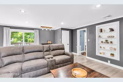 52 Bannard Street, Freehold, NJ 07728 - Photo 18