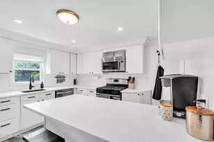 52 Bannard St, Freehold, NJ 07728 - Photo 8