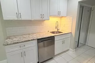 35 Amberly Dr, Manalapan Township, NJ 07726 - Photo 2