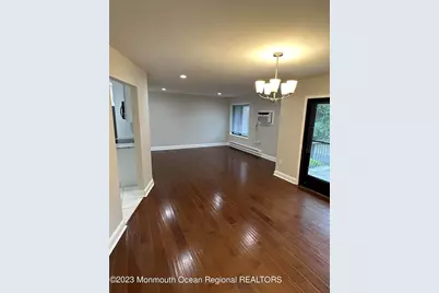35 Amberly Drive #J, Manalapan Township, NJ 07726 - Photo 4