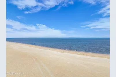 7 Seaview Avenue, Keansburg, NJ 07734 - Photo 4