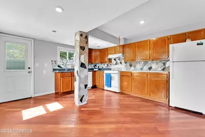 172 Park Avenue, Keansburg, NJ 07734 - Photo 2