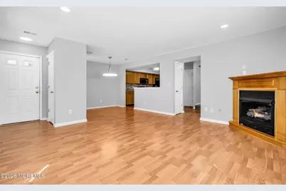 21 Forrest Court, Tinton Falls, NJ 07753 - Photo 6