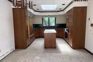 37 Alden Ln, Tinton Falls, NJ 07724 - Photo 6
