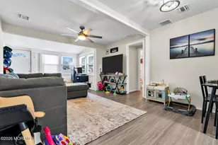 22 Lakewood Ave, Keansburg, NJ 07734 - Photo 6