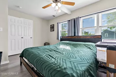 22 Lakewood Avenue, Keansburg, NJ 07734 - Photo 12