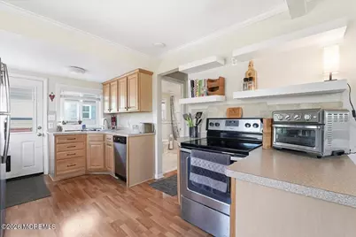 54 Main Street, Port Monmouth, NJ 07758 - Photo 8