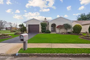 1 Suffolk Way, Marlboro Township, NJ 07746 - Photo 4