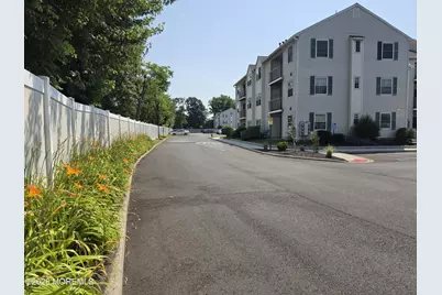 231 Atlantic Street #30, Keyport, NJ 07735 - Photo 2