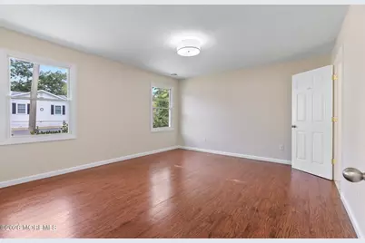 477 Glenwood Avenue, Brick, NJ 08723 - Photo 2