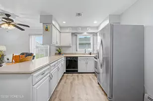 20 Thronbury Ct, Toms River Township, NJ 08757 - Photo 1