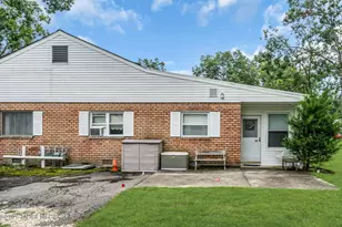 9 Willow St, Toms River Township, NJ 08757 - Photo 2
