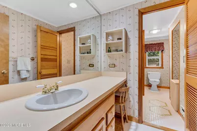 245 Kingfisher Drive, Middletown, NJ 07748 - Photo 22