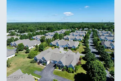 18 Deerchase Lane, Lakewood, NJ 08701 - Photo 4