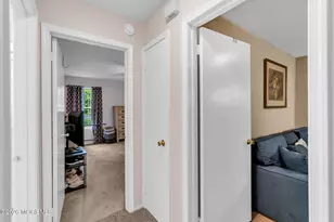 7 Kingston Close, Freehold, NJ 07728 - Photo 20